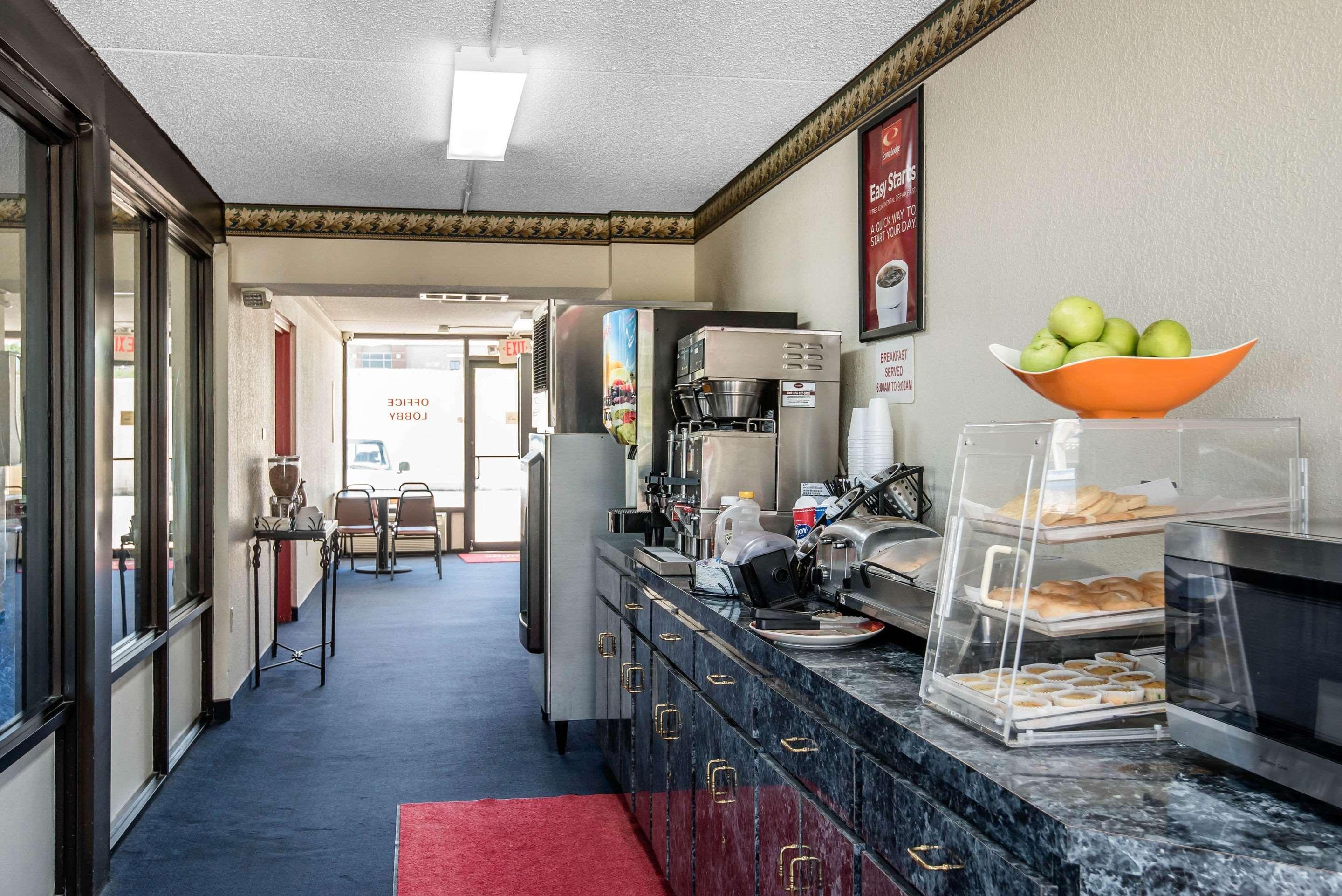 Econo Lodge Oak Grove Buitenkant foto