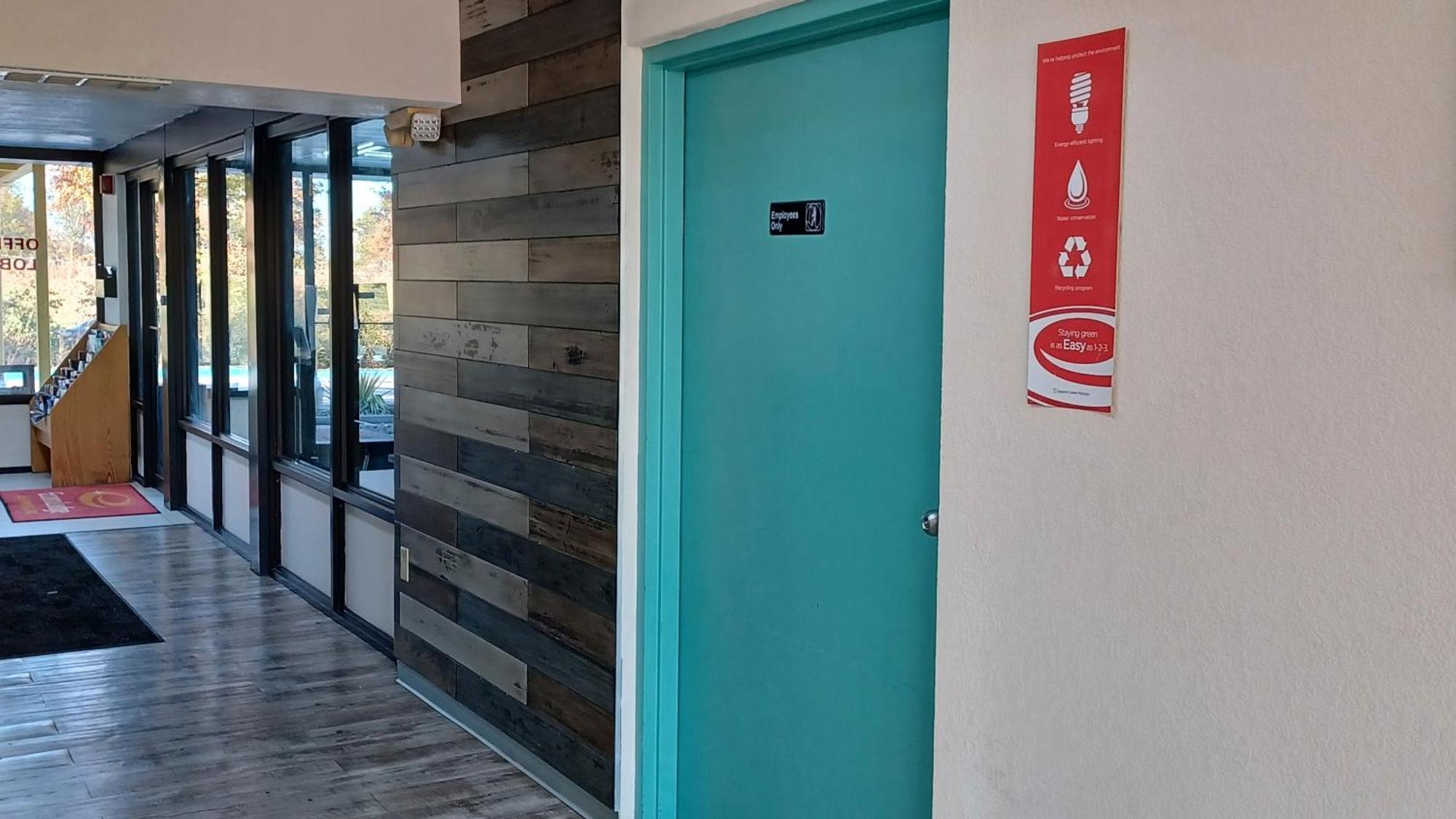 Econo Lodge Oak Grove Buitenkant foto