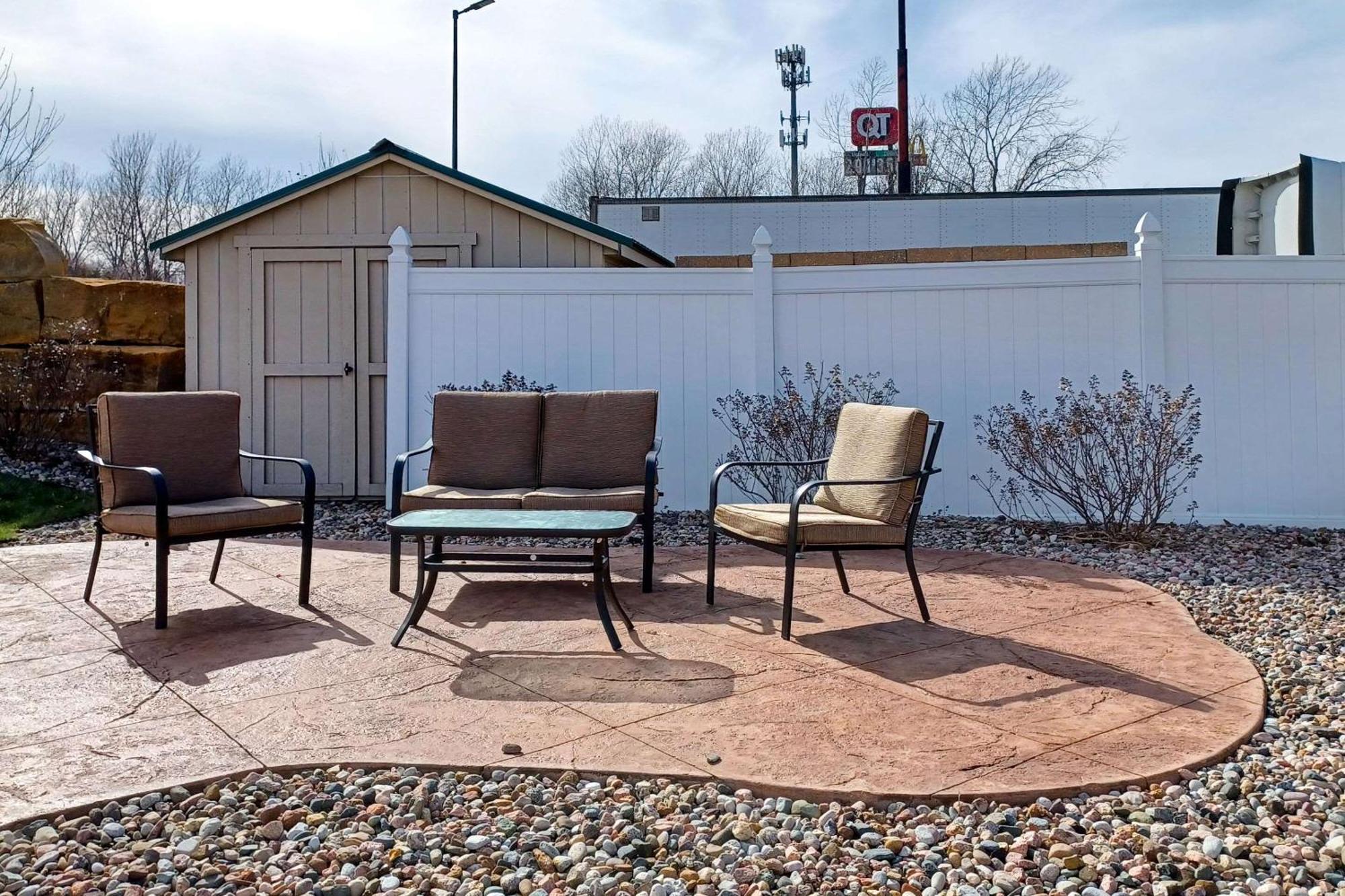 Econo Lodge Oak Grove Buitenkant foto